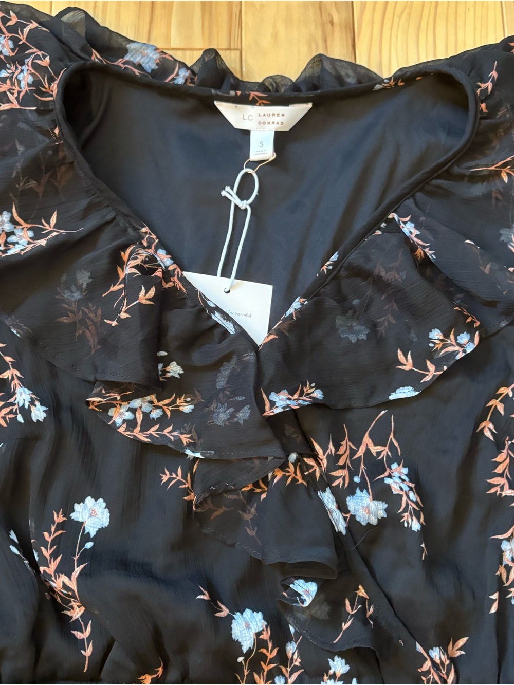 NEW LC Lauren Conrad Black Floral Ruffle Faux Wrap Style Dress - Picture 2 of 10